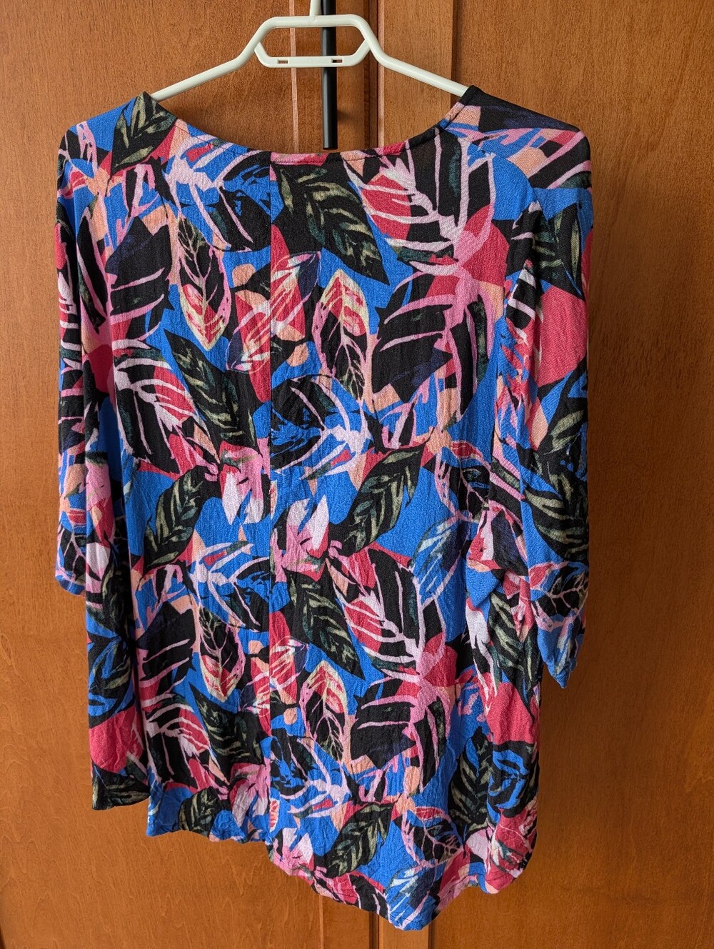 Women's Tropical Leaf Print Top